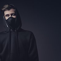 Alan Walker - Darkside (Feat. Au/ra And Tomine Harket) постер